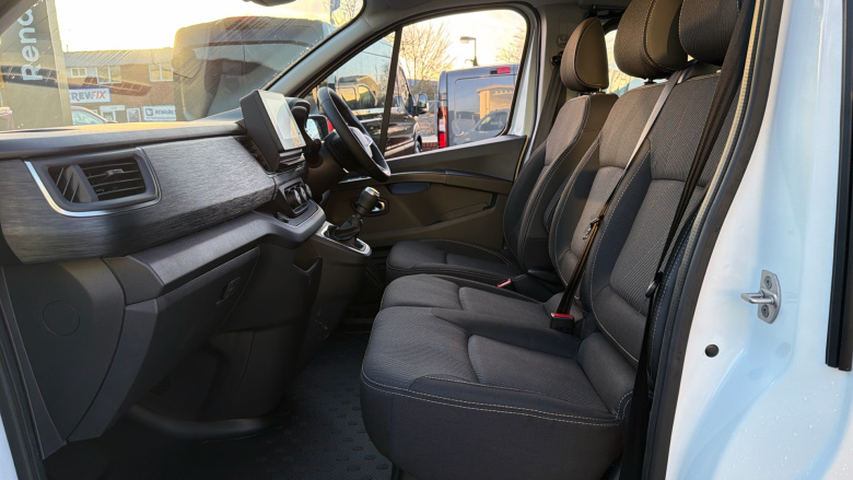 Renault Trafic Lwb Diesel LL30 Blue dCi 150 Extra [Safety] Crew Van